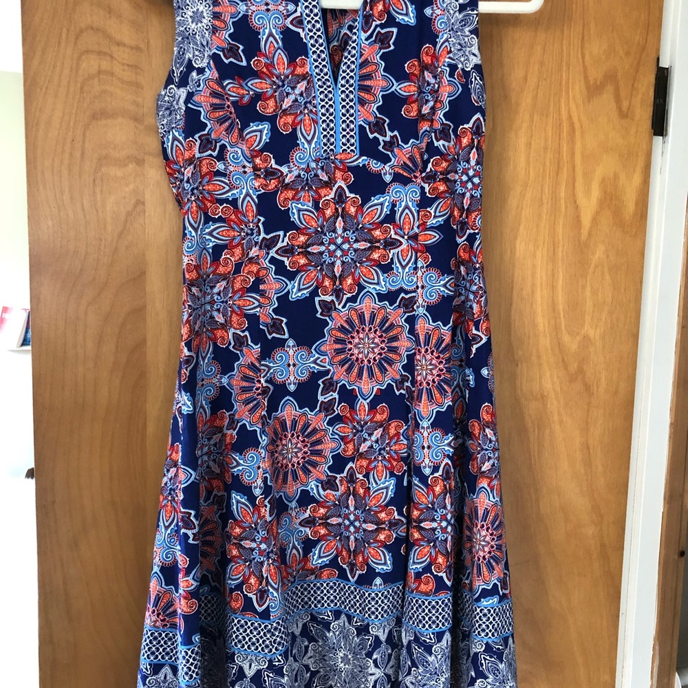 Adorne Dress Size 4 - Picture 12 of 12